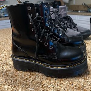 Jaden high top Dr Marten